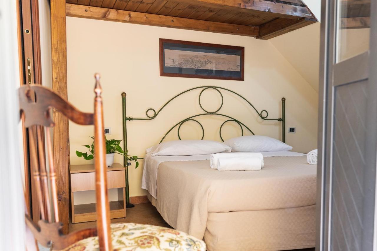 Lejlighed Vico Tauro House *