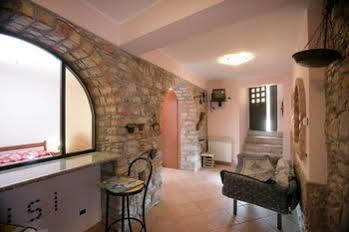 Lejlighed Vico Tauro House *